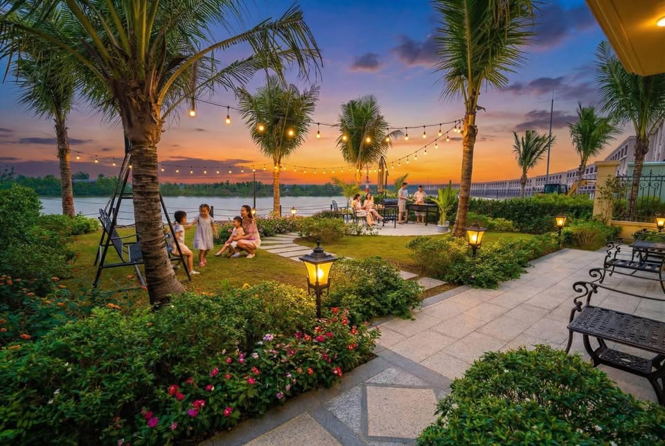 Ngoại Giao 2 căn NHÀ PHỐ 4 tầng 100m2 tại VƯỜN ĐẢO VUA VINHOMES ROYAL Vũ Yên, Hải Phòng. 7