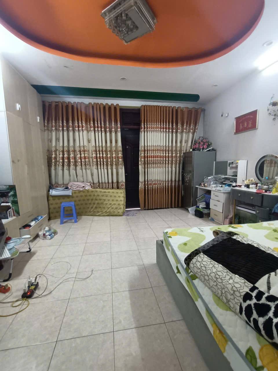 VỊ TRÍ HIẾM-PHỐ GẦM CẦU ĐỒNG XUÂN-36Mx5T-KINH DOANH ĐA DẠNG-TIỆN ÍCH NGẬP TRÀN 2