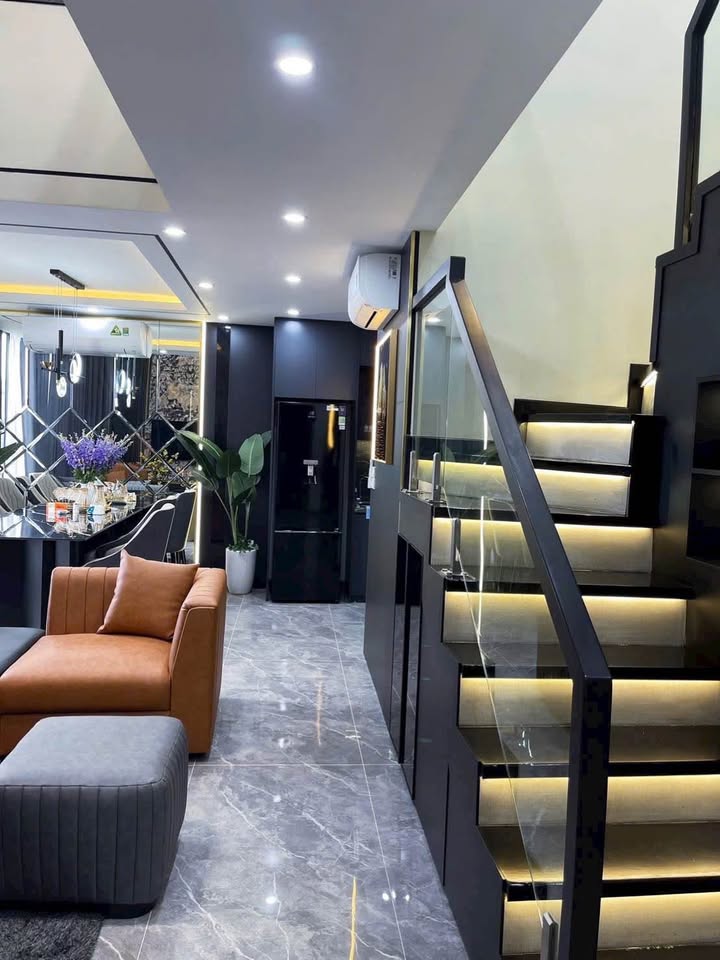 Chính chủ bán căn Duplex 2 tầng 3pn 96,5m chung cư Dragon Castle Bãi Cháy, Hạ Long. Ngay cạnh TTTM 6