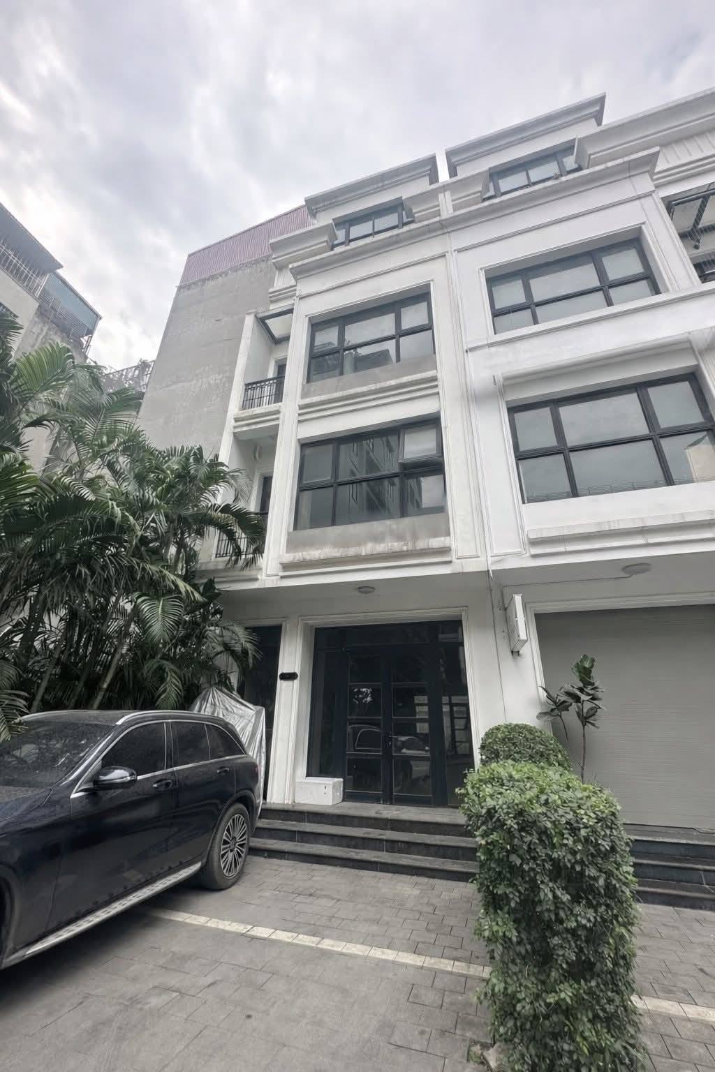 BIỆT THỰ LIỀN KỀ VINHOMES GARDENIA – HÀM NGHI113M2, 5 TẦNG, KINH DOANH -VỈA HÈ RỘNG