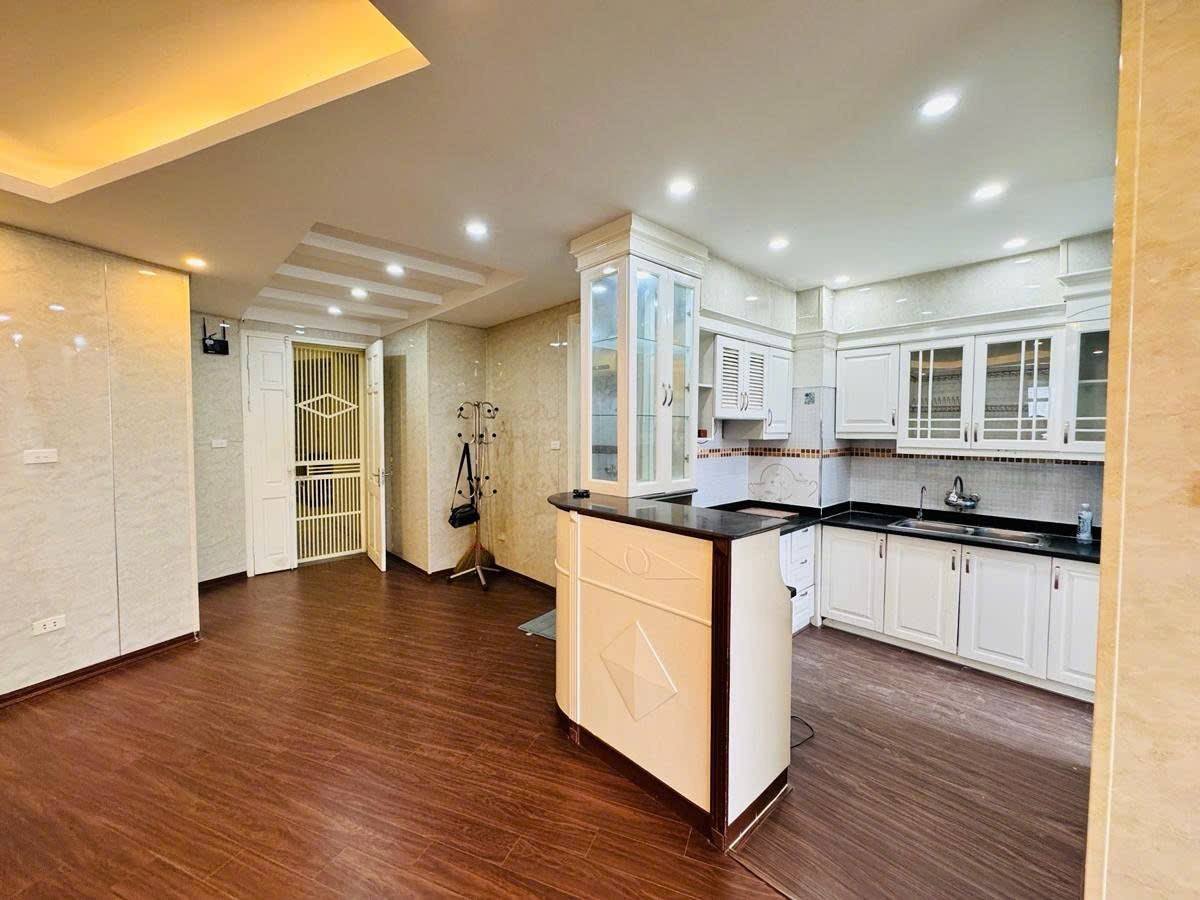 GIẢM SỐC 300 TRIỆU – GIÁ MỚI CHỈ 8.2 TỶCăn góc 110m² – 3PN – Full nội thất – Ở ngay– CT5B 2