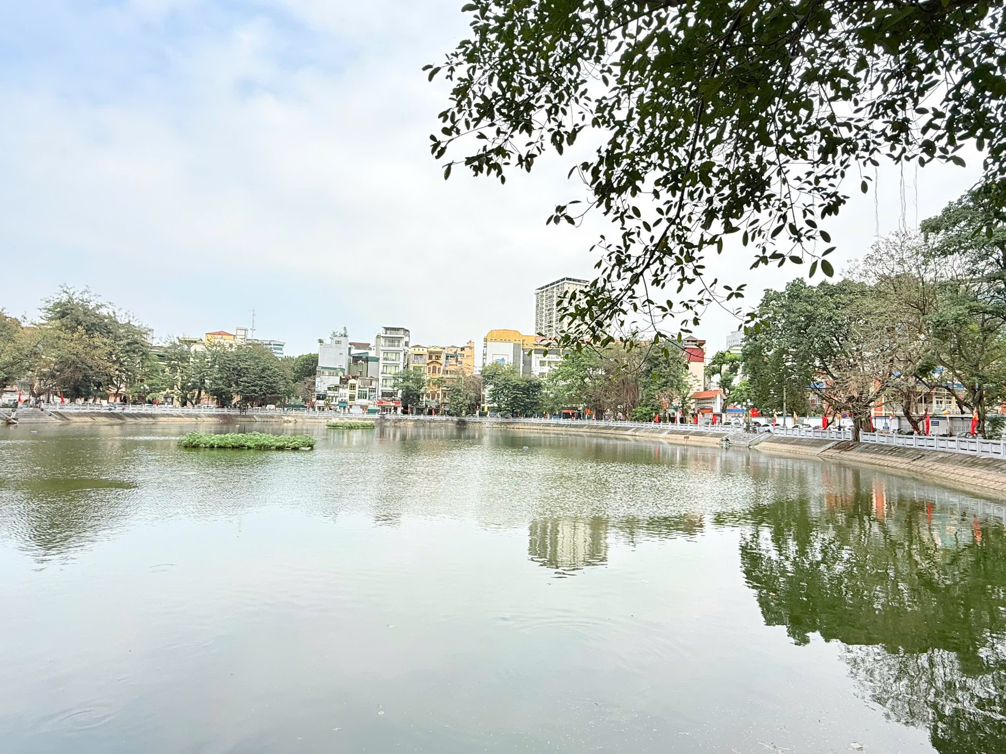 CỰC HIẾM-NHÀ MẶT PHỐ HƯƠNG VIÊN-40Mx5T-VIEW HỒ 2 BÀ-KINH DOANH SẦM UẤT-CHO THUÊ