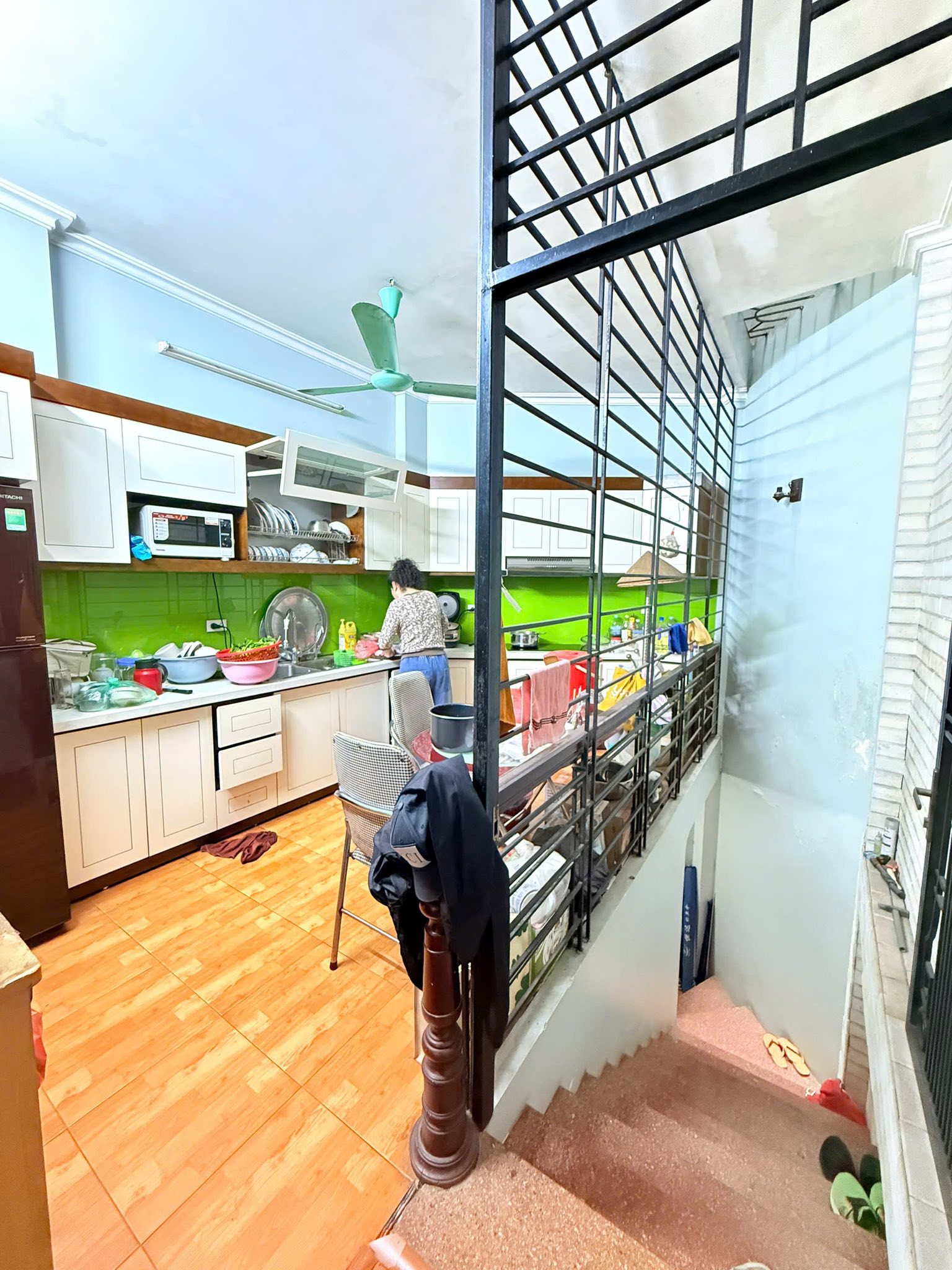 CỰC HIẾM-NHÀ MẶT PHỐ HƯƠNG VIÊN-40Mx5T-VIEW HỒ 2 BÀ-KINH DOANH SẦM UẤT-CHO THUÊ 4