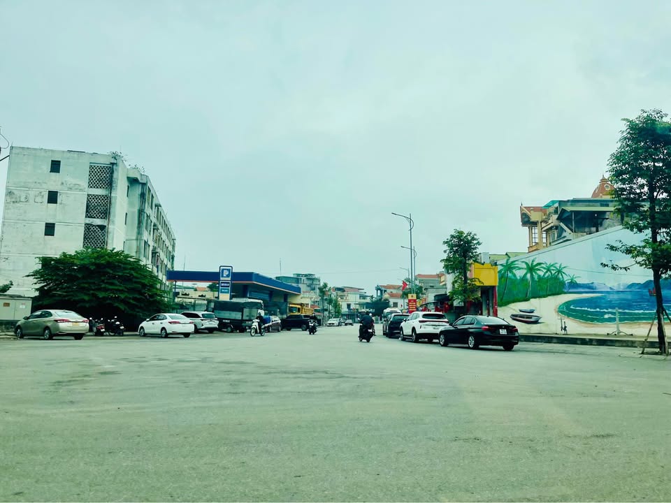 CHÍNH CHỦ BÁN NHÀ 2,5 Tầng 68m2 MẶT ĐƯỜNG BA LAN - GIẾNG ĐÁY, HẠ LONG - KINH DOANH ĐẮT GIÁ. 5