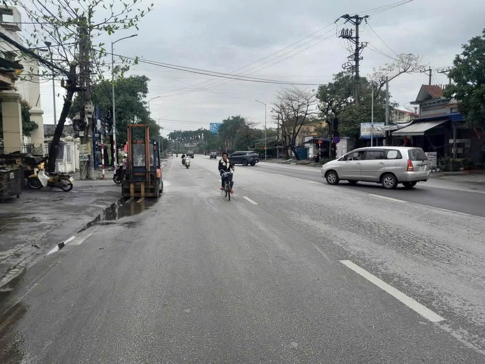 Chính chủ bán cắt lỗ mảnh đất 567.6m2, mặt đường Hùng Vương tại Hồng Bàng, Hải Phòng 2