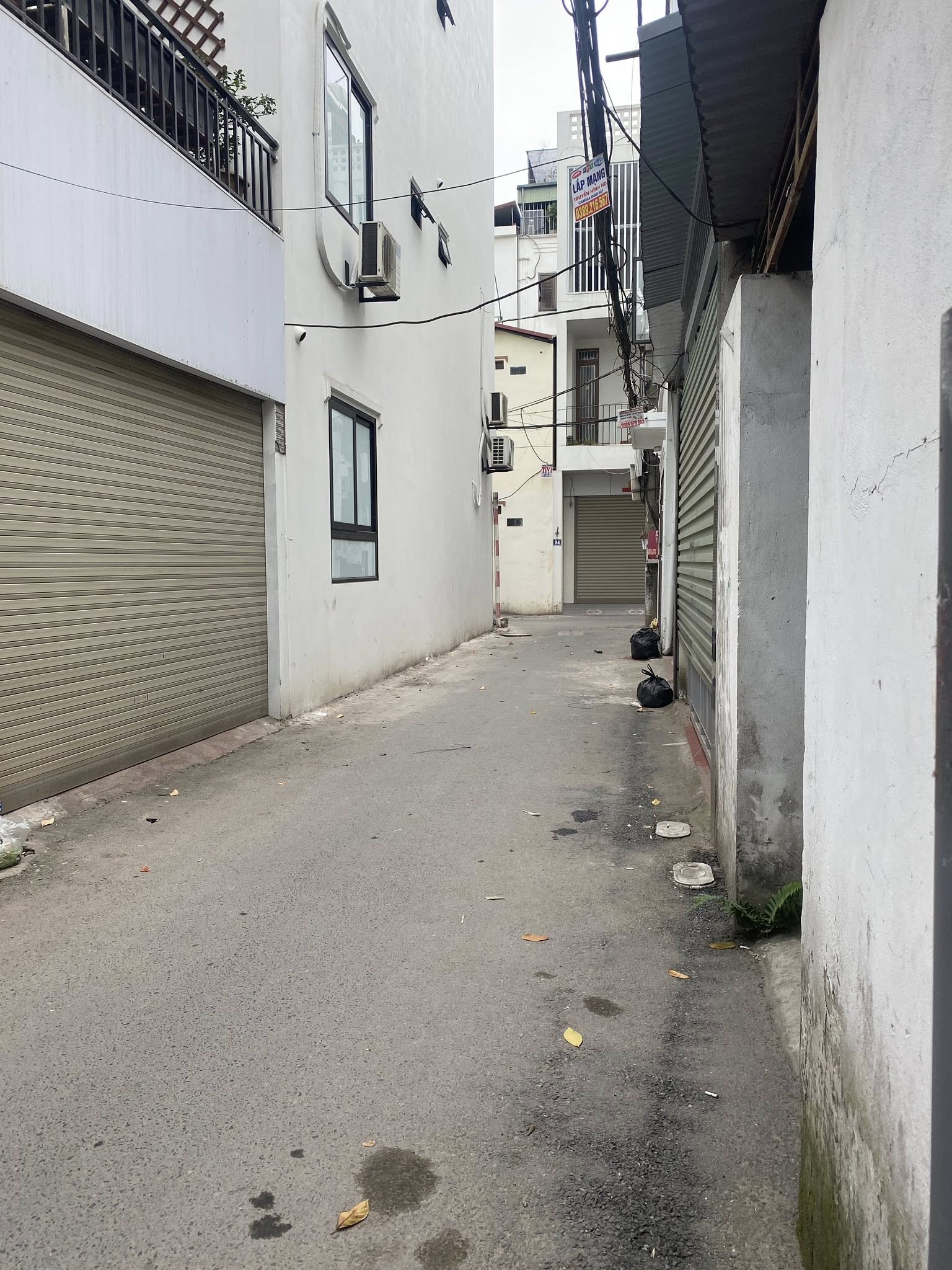 Hiếm ! Ngọc thuỵ trong đê chỉ 4 tỷ 1 nhà ra oto 2