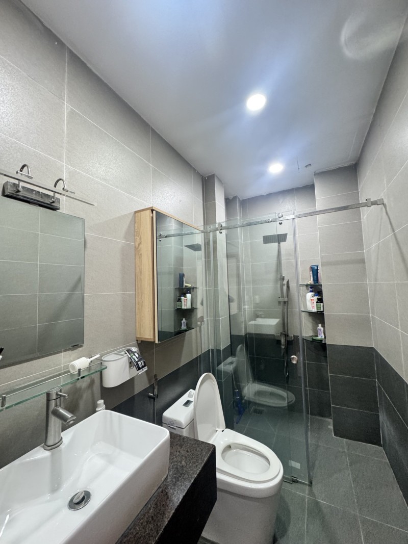 Bán nhà đường  Trương Văn Thành, Phường Hiệp Phú,  Q9, Thủ Đức, TP HCM. DT 80m2. Giá  6.85  tỷ. 4