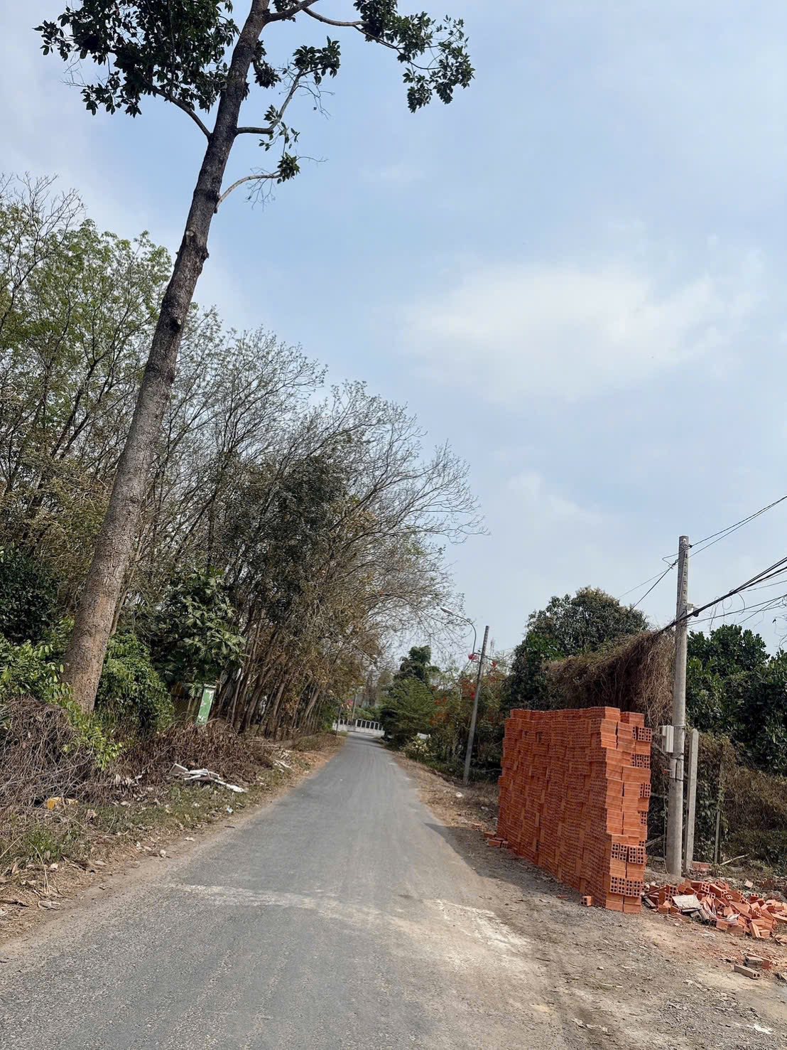 Bán nhà 2 mặt tiền đường nhưa xã Phú Hoà Đông 1 lửng, 3pn, 2wc giá 3,2 tỷ 3