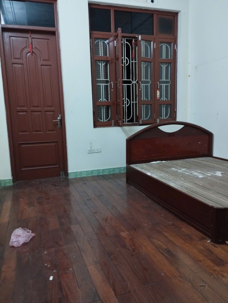 HIẾM – NHÀ TRUNG TÂM Ngọc Lâm – 61M² – CHỈ 9.98 TỶ 3