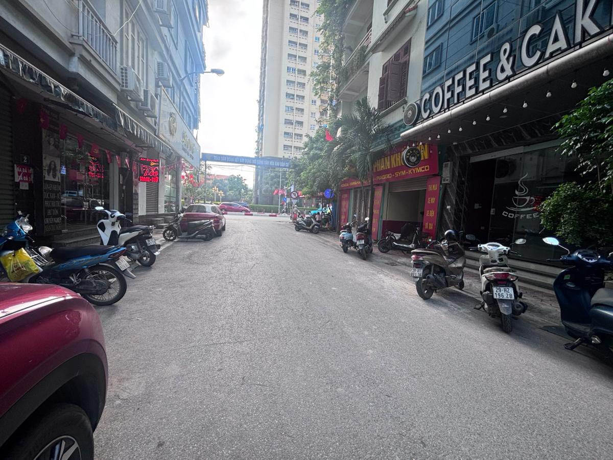 BÁN NHÀ NGUYỄN CHÁNH, CẦU GIẤY, 7 TẦNG THANG MÁY, OTO TRÁNH, VỈA HÈ, KD, VP, 39.X TỶ