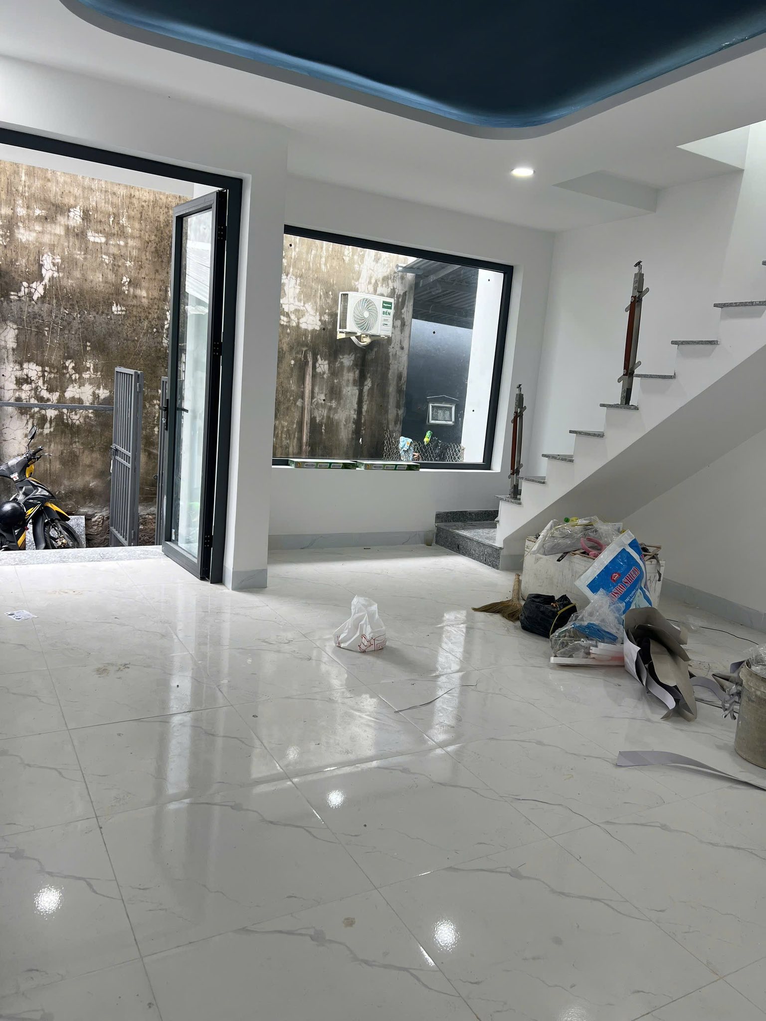 Bán nhà mới xây hẻm Võ Thị Sáu, Phường Nam Nha Trang ra chợ Vĩnh Trường chỉ 1 phut. Giá 2ty5 2