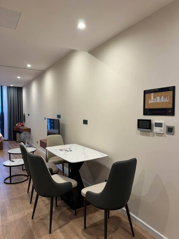 Cần Bán cắt lỗ căn 1PN 43m2 View Biển Tầng Cao Chung cư ICON40 trung tâm du lịch Bãi Cháy, Hạ Long. 3