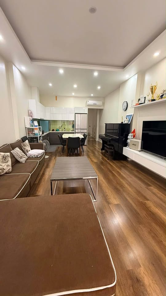 Chính chủ chuyển nhượng căn nhà 4 tầng 50m2 tại mặt đường Long Tiên, Bạch Đằng, Hạ Long 2