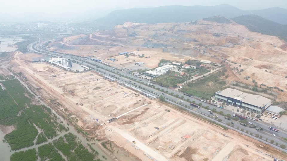 Quỹ căn Shophouse, Biệt Thự, Liền Kề Ven Vịnh siêu đẹp tại Siêu dự án VINHOMES HẠ LONG XANH ĐỢT 1 10