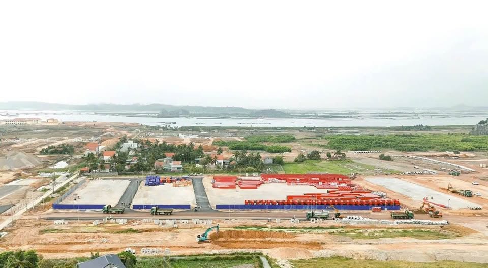 Biệt thự, Liền Kề, Shophouse Ven Vịnh [GIÁ TỐT HƠN 10–15%] QUỸ NGOẠI GIAO VINHOMES HẠ LONG XANH 4