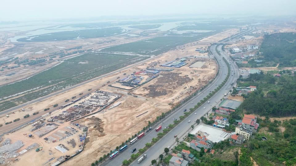 Quỹ căn Shophouse, Biệt Thự, Liền Kề Ven Vịnh siêu đẹp tại Siêu dự án VINHOMES HẠ LONG XANH ĐỢT 1 7