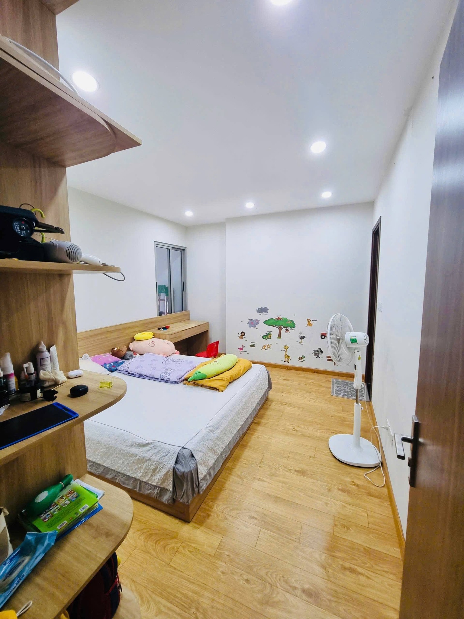 Bán căn hộ IA20 Ciputra 92m2-3N2VS-hướng Đông Nam- giá 6.88tỷ 5