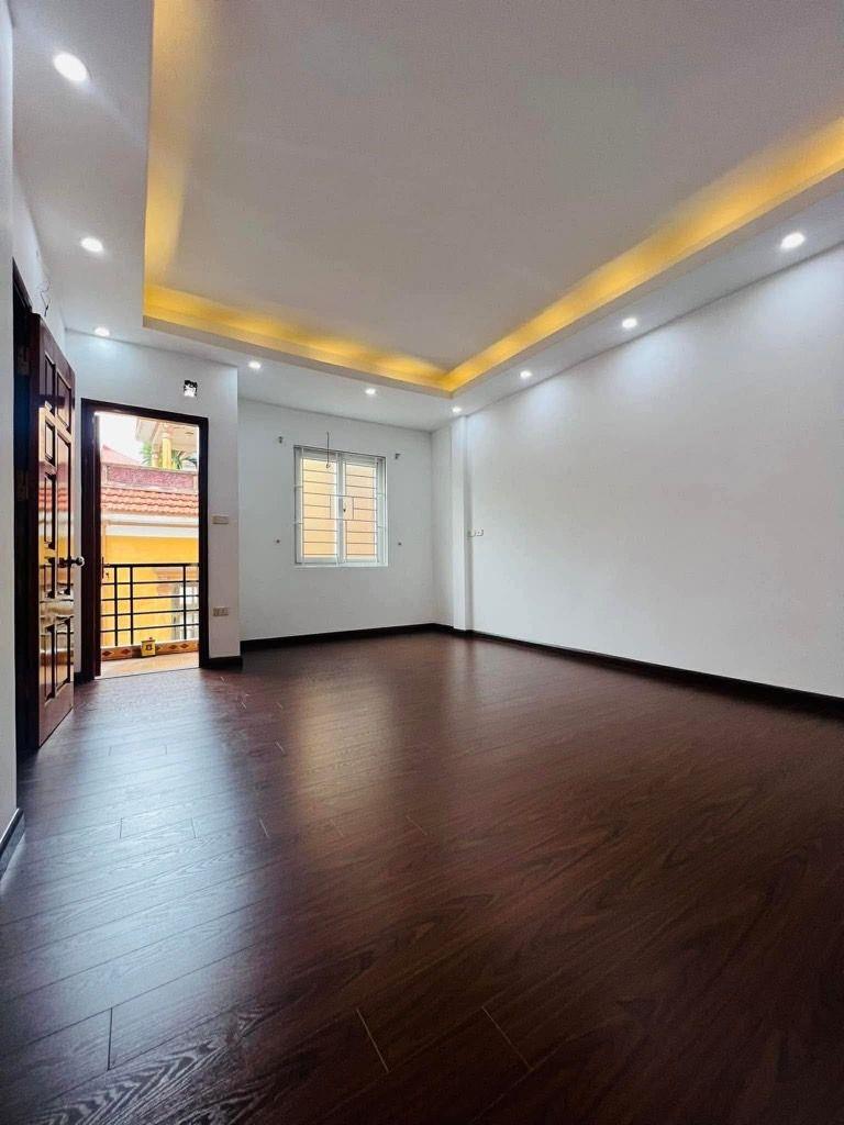 BÁN NHÀ PHÚC LỢI LONG BIÊN 30M2 - 5 TẦNG - Ô TÔ ĐỖ CỔNG - CHỈ 5.9 TỶ 3