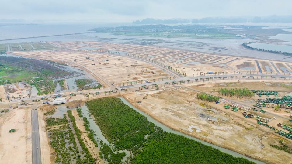 Ra mắt phân khu đầu tiên tại siêu Thành Phố 6.200ha ôm trọn Vịnh di sản Vinhomes Hạ Long Xanh 10