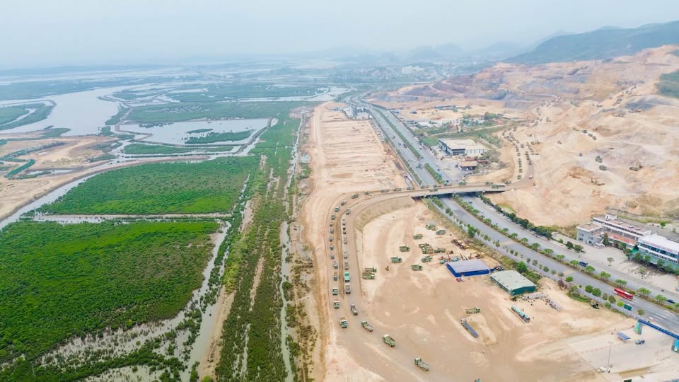 Siêu đô thị Ven Biển 6.200ha VINHOMES HẠ LONG XANH – DỰ ÁN ĐÔ THỊ QUY MÔ LỚN TẠI QUẢNG NINH. 9