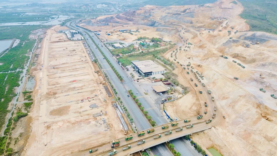 Ra mắt phân khu đầu tiên tại siêu Thành Phố 6.200ha ôm trọn Vịnh di sản Vinhomes Hạ Long Xanh 6