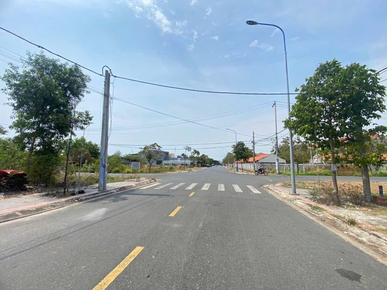 Cần bán Đất đường Võ Văn Kiệt, Xã Lộc An, Diện tích 200m², Giá 01.6 Tỷ 5