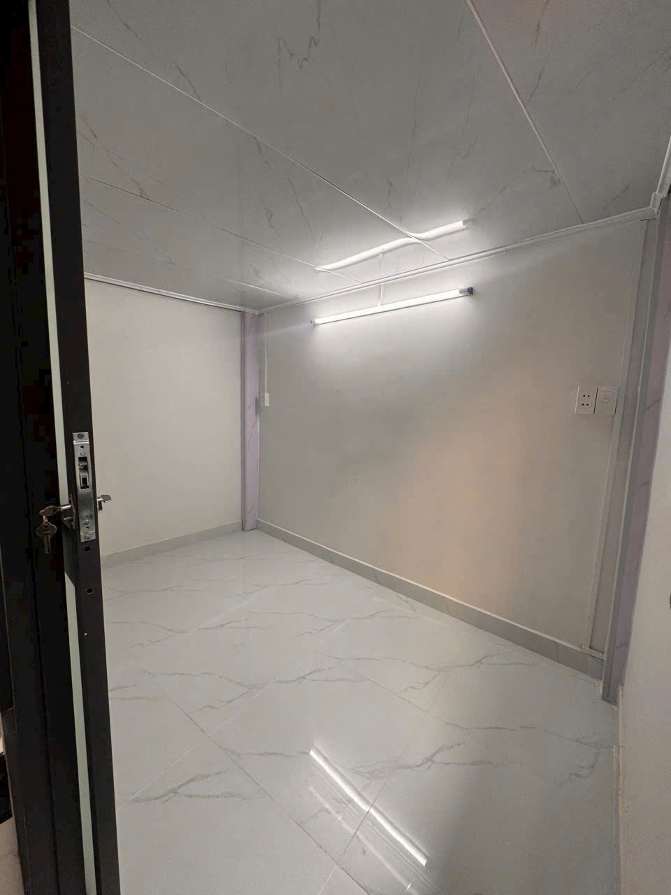 HÀNG HIẾM TÂN PHÚ NGAY CHỢ VẢI PHÚ THỌ HÒA MỚI 15M2 2 TẦNG CHỈ 2.48 TỶ 6