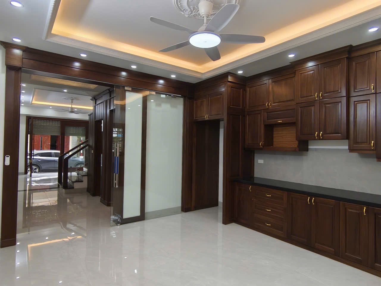 Bán nhà 4 tầng mặt phố KĐT An Phú 2, ph Tân Bình, TP HD, 67.5m2, mt 4.5m, thang máy, gara 8