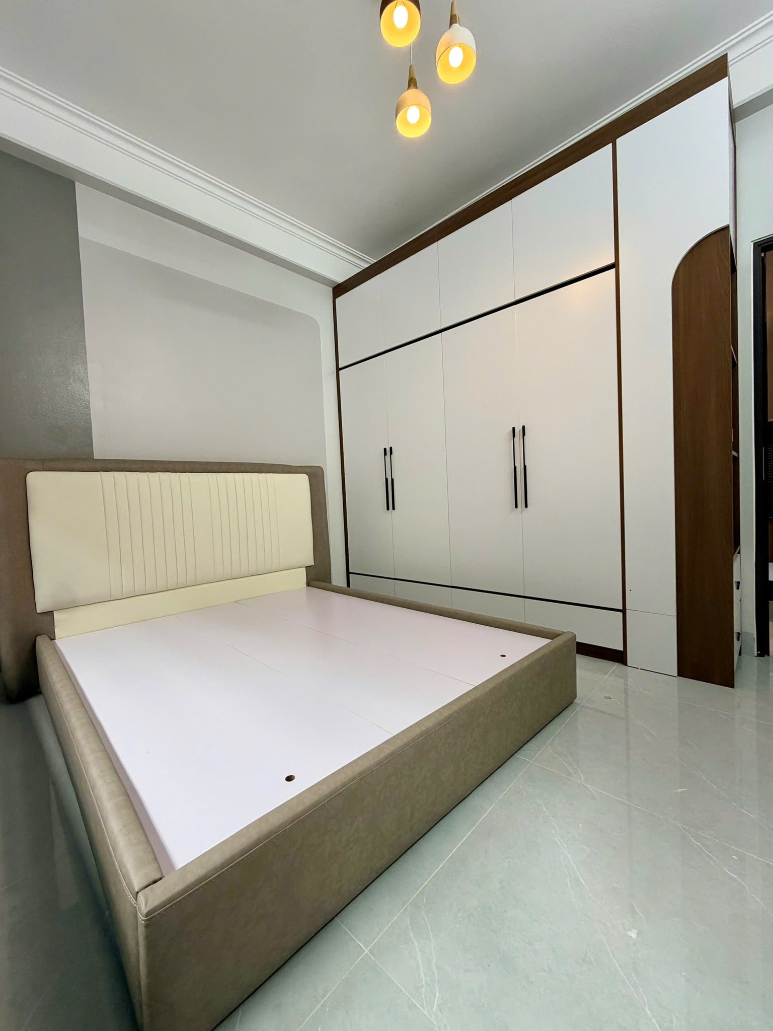 Bán căn nhà 4 tầng ngõ phố Nguyễn Tuân, ph Thanh Bình, TP HD, 45m2, mt 4m, 4 ngủ, 3.29 tỷ 10