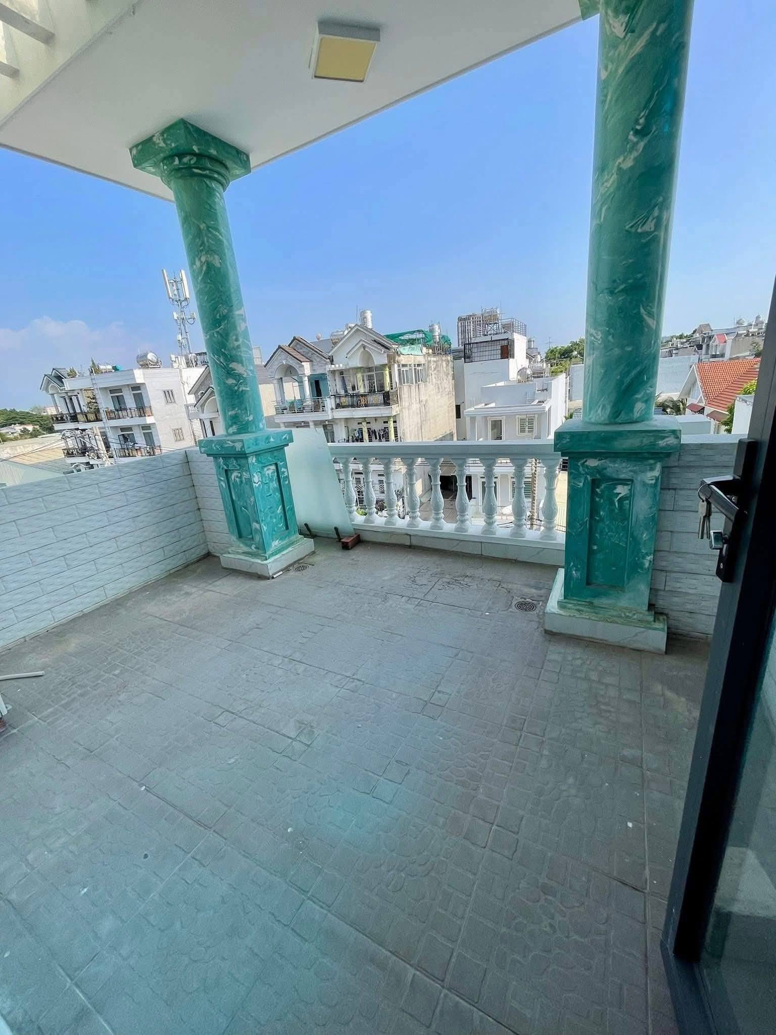 CHO THUÊ NHÀ 1T3L Mặt Tiền ĐƯỜNG số 38 Gần Chợ Hiệp Bình-Phạm Văn Đồng 7