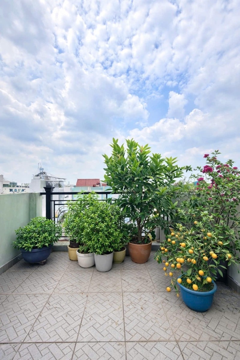 MẶT TIỀN ĐƯỜNG 5M GIÁP TÂN PHÚ 24M2 5 TẦNG BTCT SÂN THƯỢNG CHỈ 4.16 TỶ 7