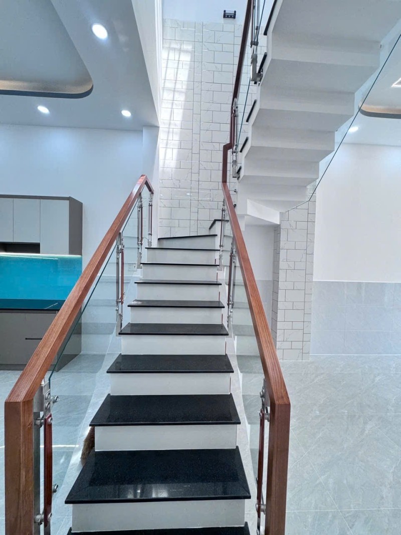 Cần bán Nhà ở, nhà cấp 4, nhà hẻm đường Số 16A, Phường Bình Hưng Hòa A, Diện tích 67m², Giá 6.45 Tỷ 7