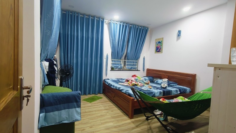 Bán nhà đường 109. Phước Long B,  Q9, Thủ Đức, TP HCM. DT 58m2, 4PN, sổ hồng. Giá  6.75  tỷ. 4