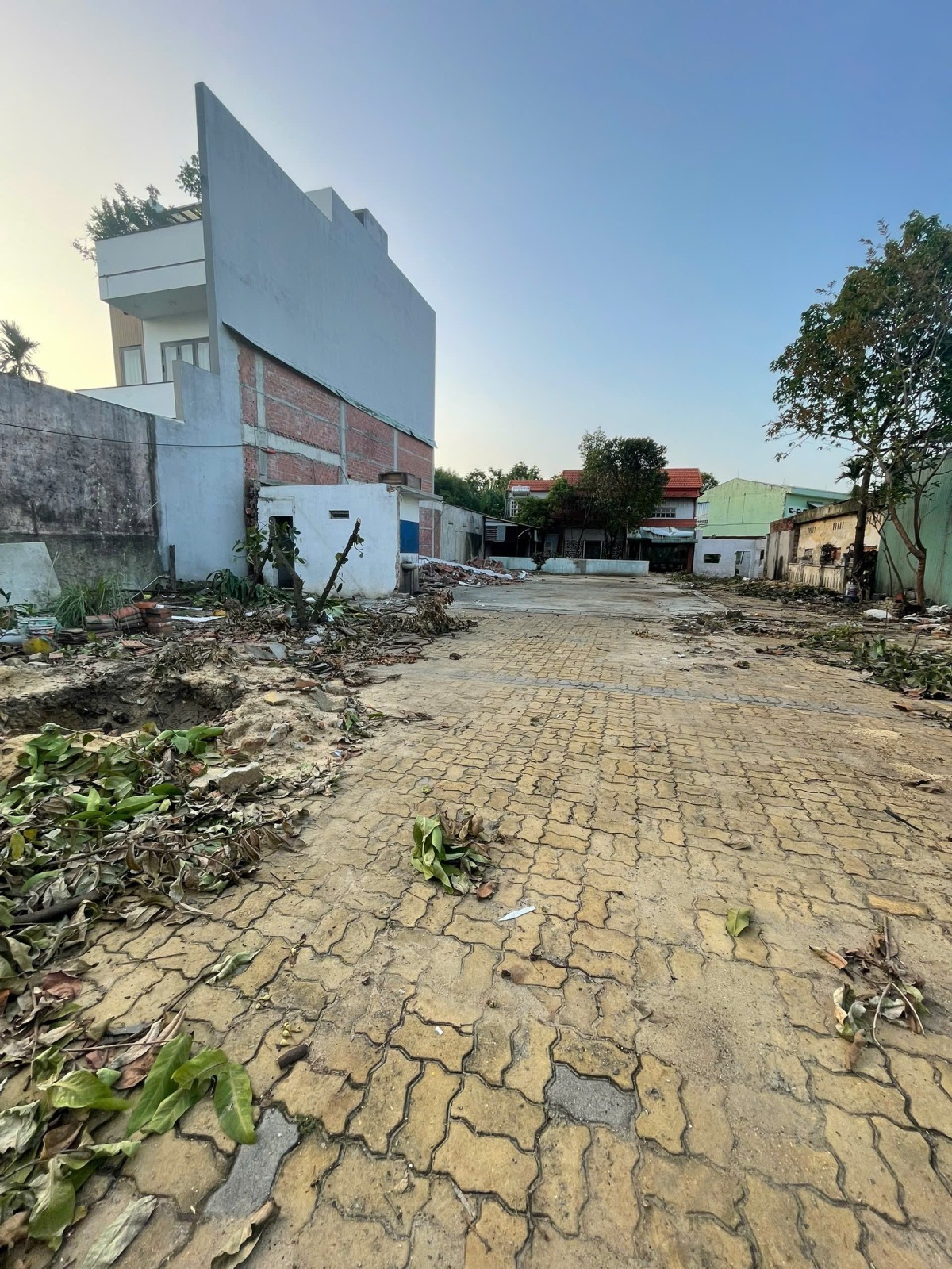 Đất MT Ngô Chân Lưu 1002m2 nở hậu giá tốt, thích hợp phân lô đầu tư sinh lời