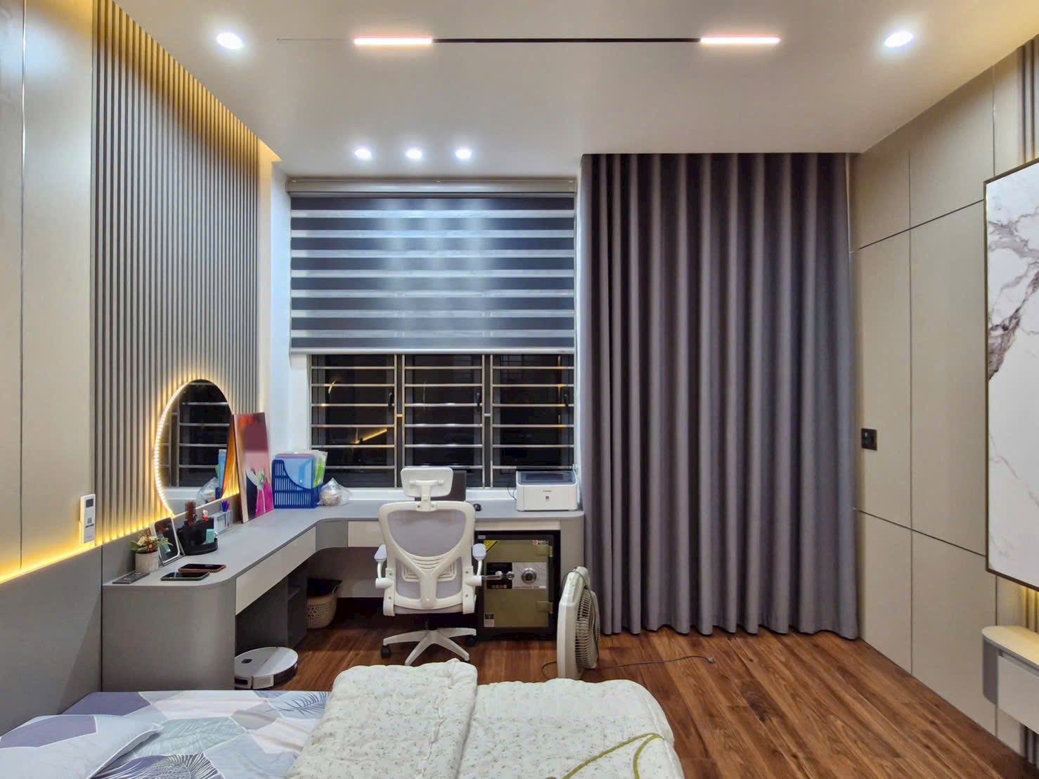 Bán căn nhà 4 tầng ngõ đường Ngô Quyền, ph Tân Bình, TP HD, 66m2, mt 4m, gara oto, 5.x tỷ 9