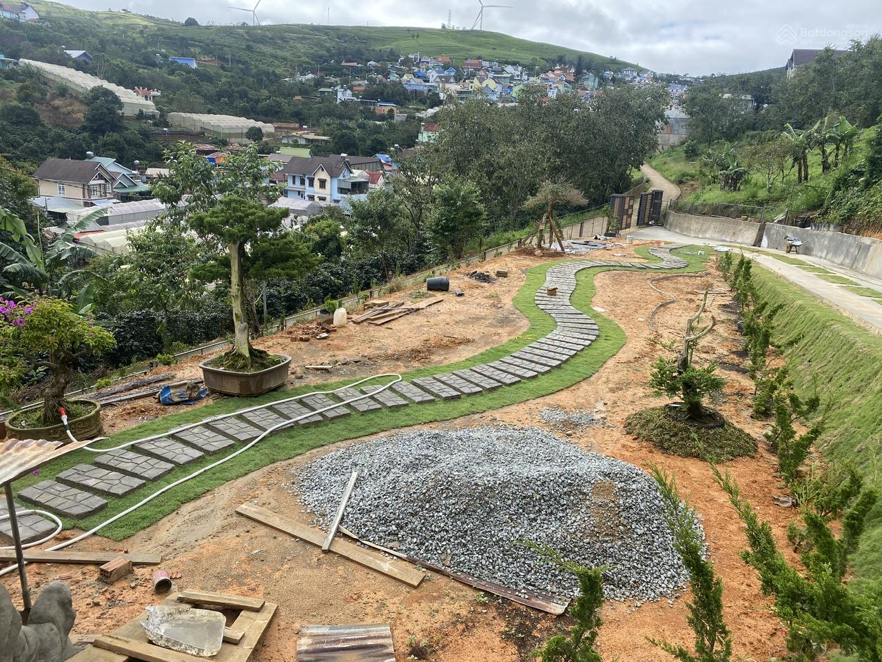 Cho thuê đất ở Đà Lạt Xuân Trường, miễn phí 1PN giá 2tr/lô/ sổ riêng 9