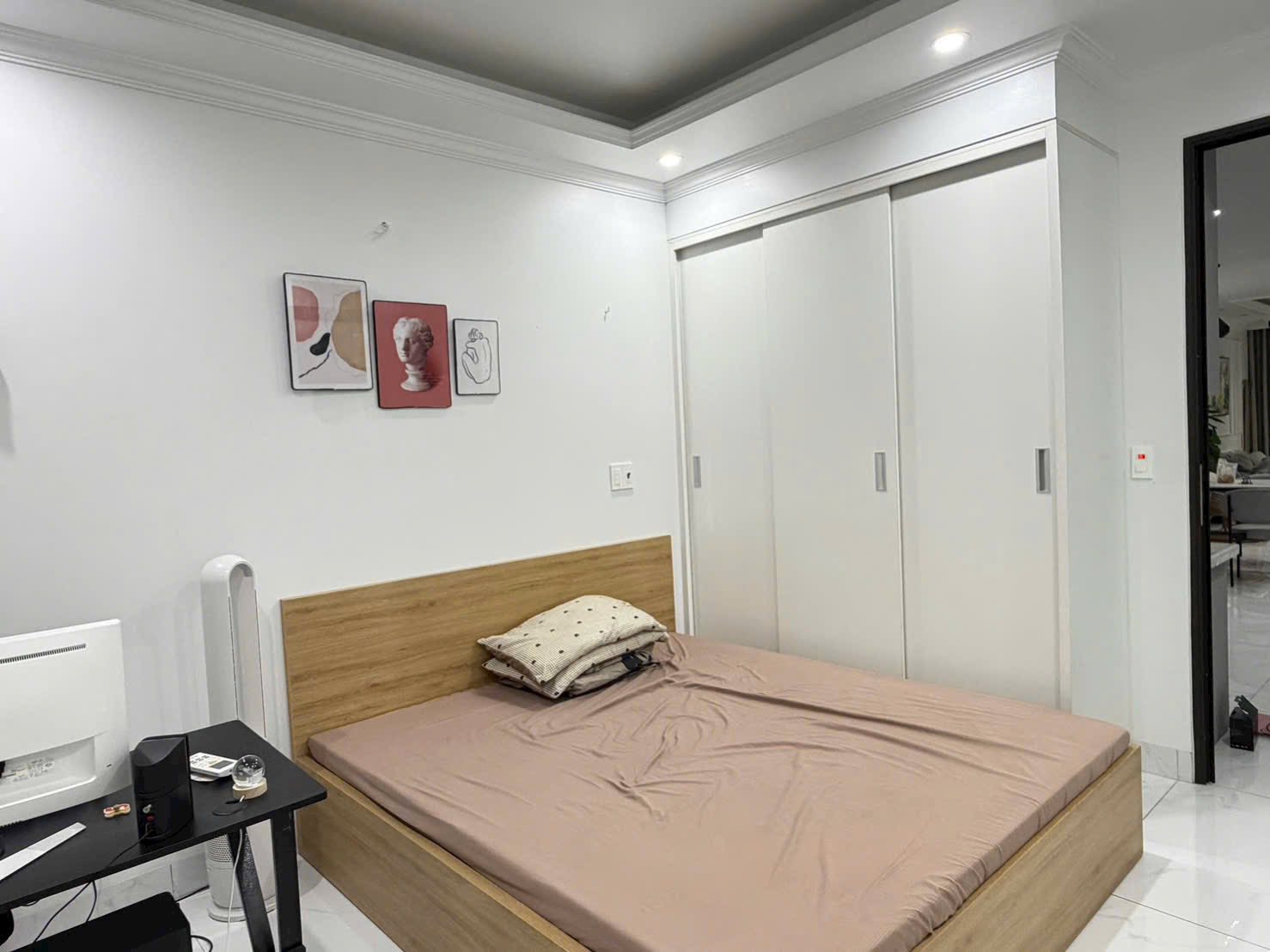 Bán căn nhà mặt phố Nguyễn Tuấn Trinh, Ecopark, TP Hải Dương, 95m2, mt 5m, 4 tầng, KD tốt 9