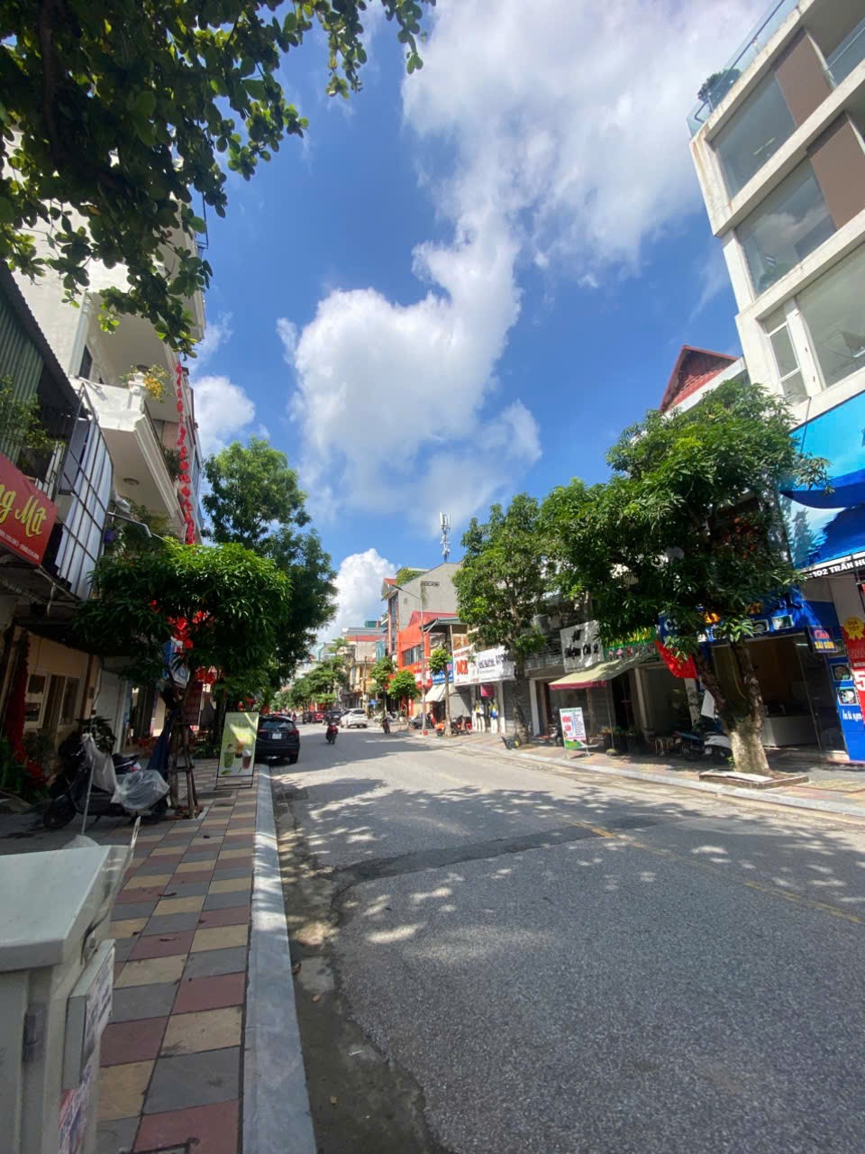 chủ cần bán nhà mặt phố trần hưng đạo, nhà 2 tầng cũ, giá rẻ nhất khu vực 1 chiều sầm uất, giá 6,x