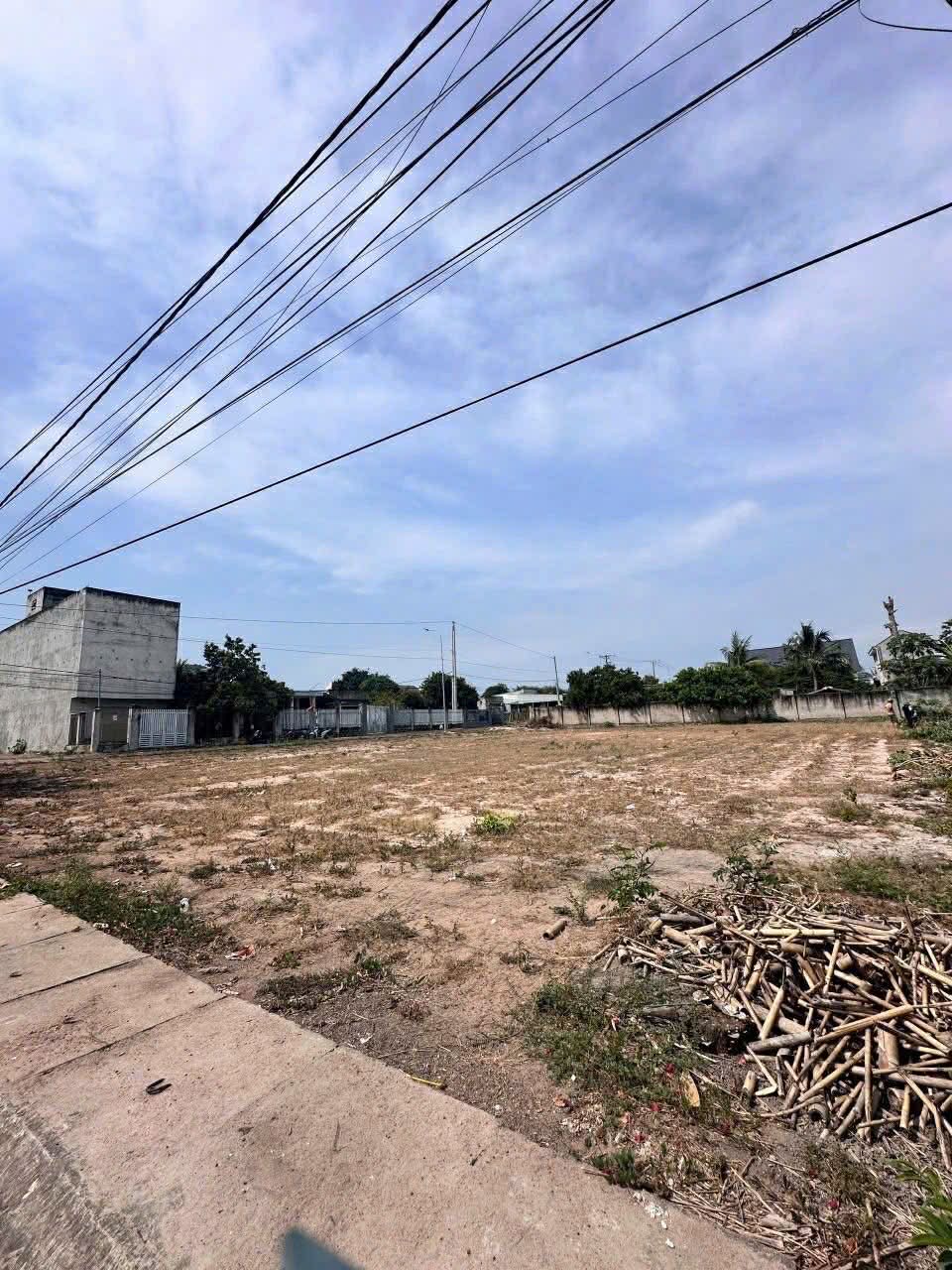 Cần bán Đất đường 44B, Xã Tam Phước, Diện tích 120m², Giá 1 Tỷ 3