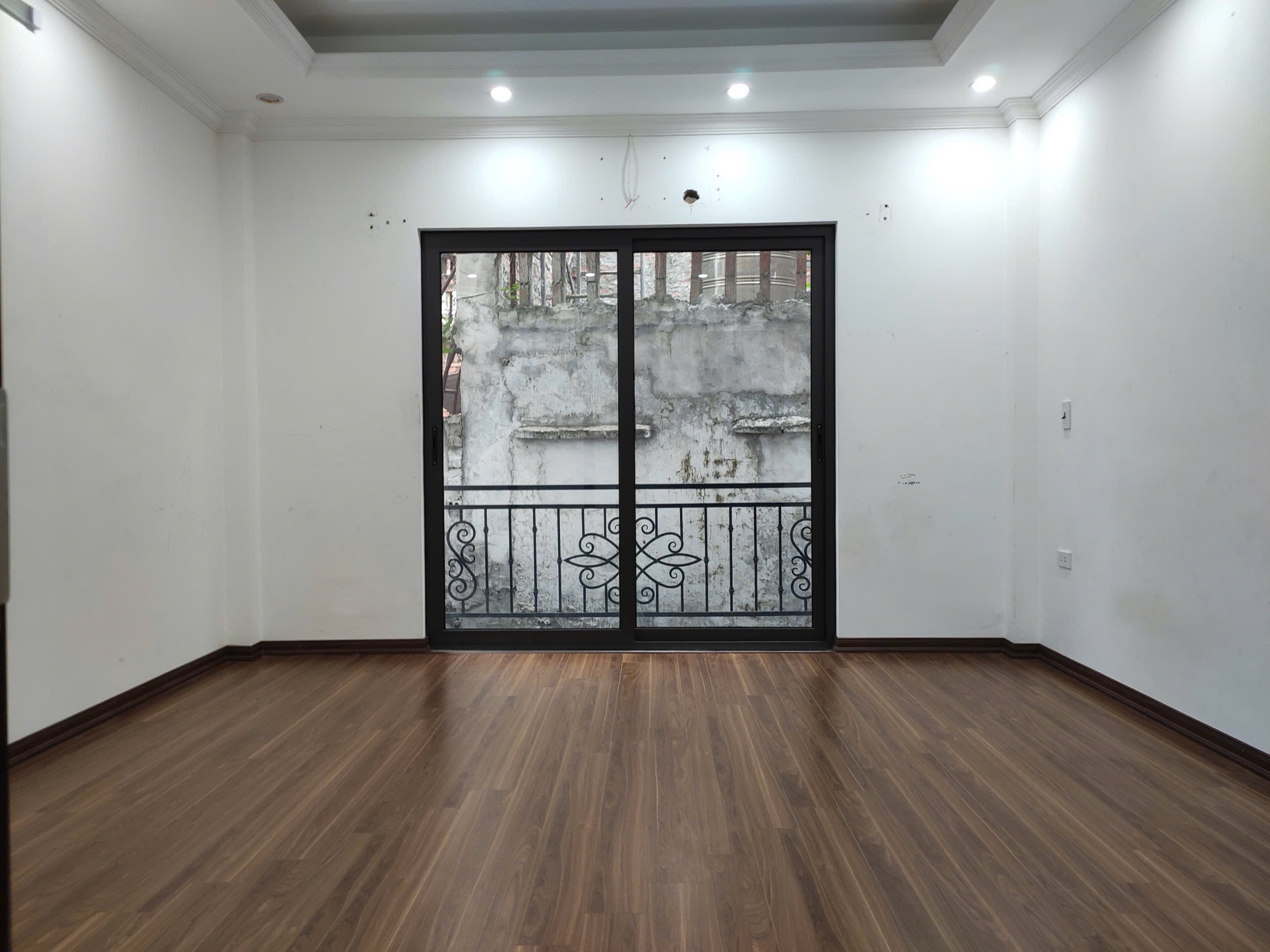 Bán Nhà Đê Trần Khát Chân 30m2. 5 tầng. mặt tiền 4.2m. giá chỉ 7.38 Tỷ Hai Bà Trưng Hà Nội 4