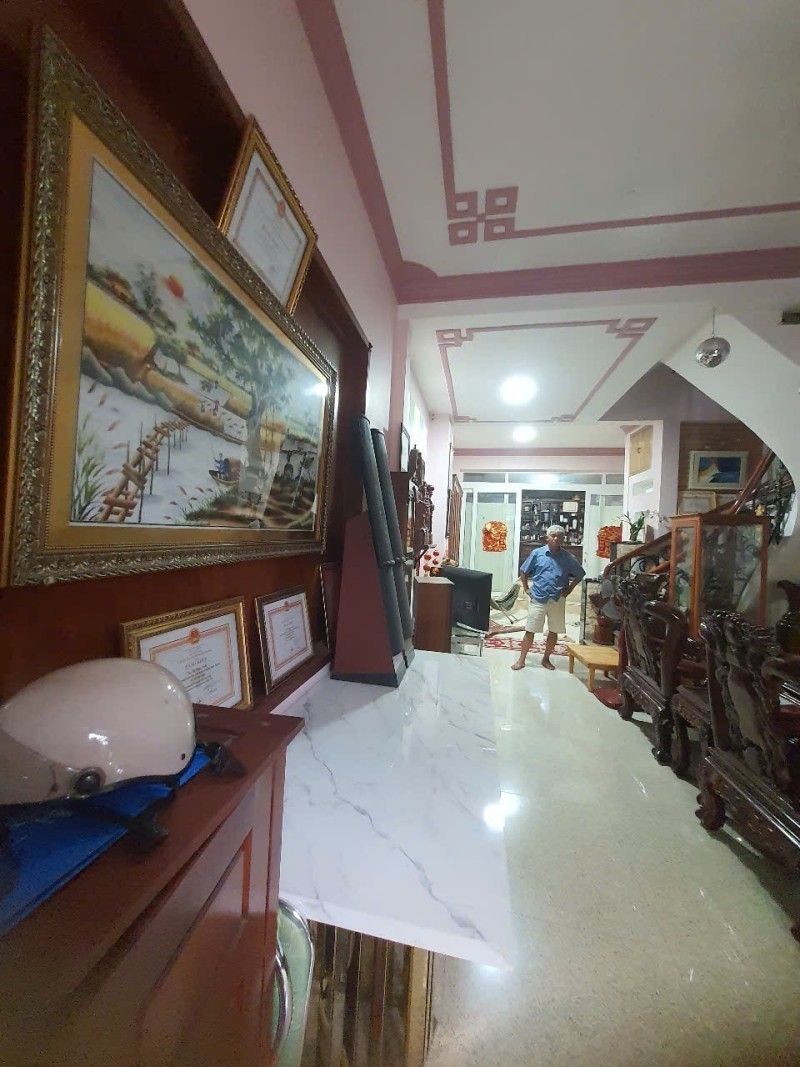 Bán Biệt Thự đường số 13, Phường An Khánh,  Q2, Thủ Đức, TP HCM. DT  210m2, 3 tầng,  4PN, Sổ Hồng,