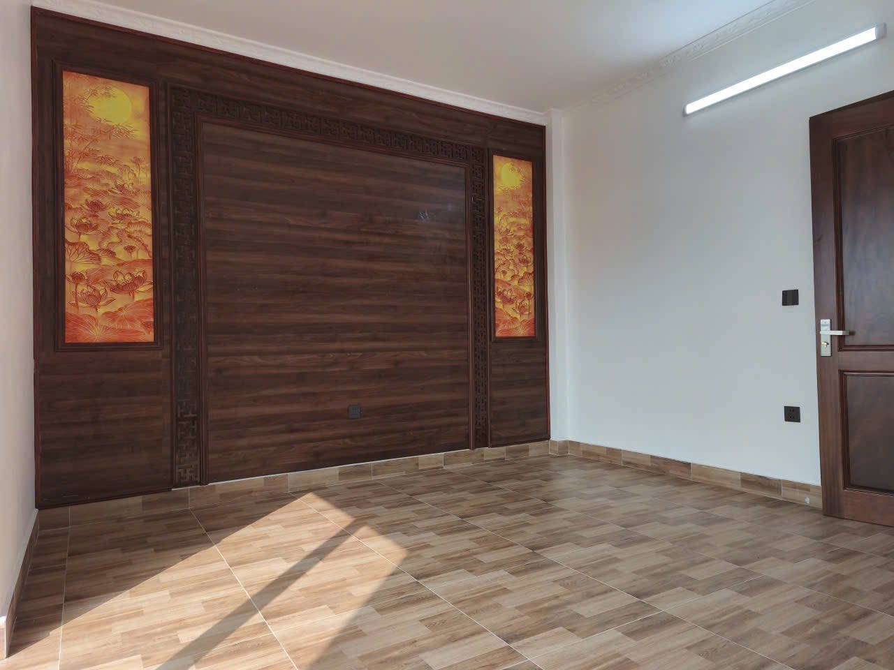 Bán căn nhà 4 tầng mặt phố Trần Quang Diệu, ph Hải Tân, TP HD, 63.2m2, 4 ngủ, 4.5 tỷ 10