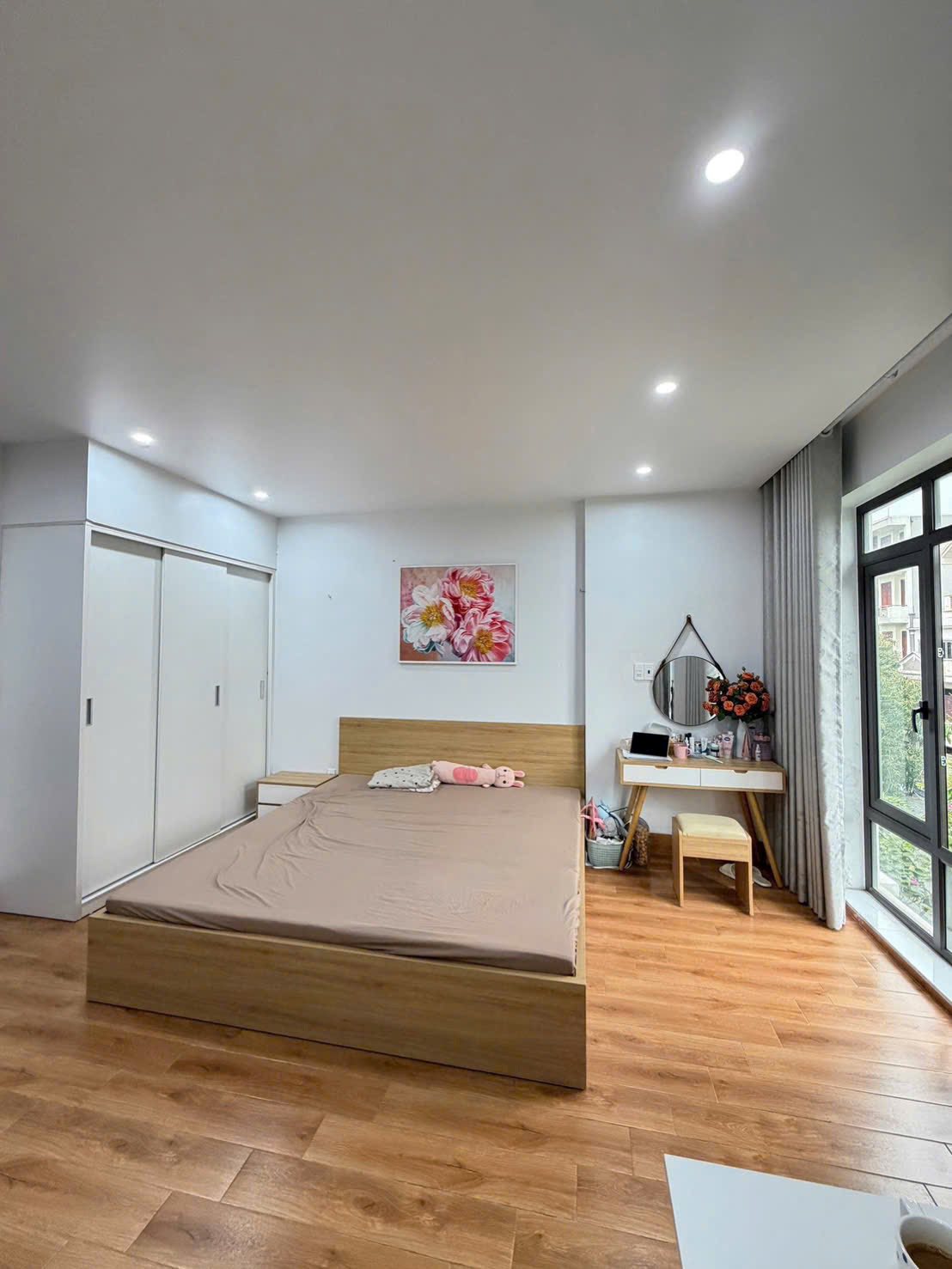 Bán căn nhà mặt phố Nguyễn Tuấn Trinh, Ecopark, TP Hải Dương, 95m2, mt 5m, 4 tầng, KD tốt 10