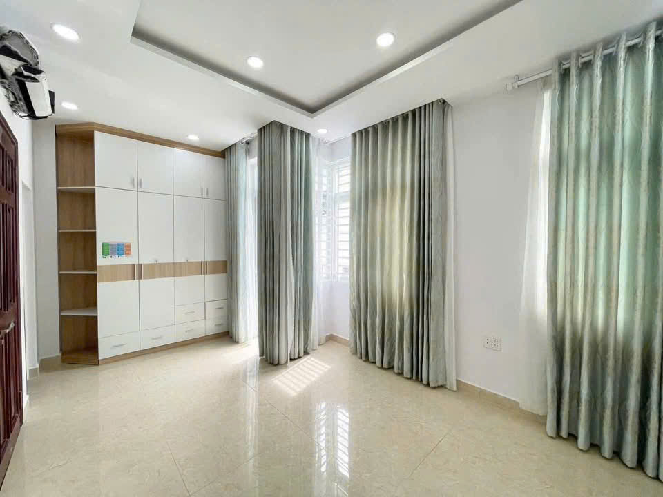 CHO THUÊ NHÀ NGUYÊN CĂN HXT ĐƯỜNG SỐ 20 SAU LƯNG GIGAMALL 5.6M x 12M 4 Tằng 6PN GIÁ 20TR 5