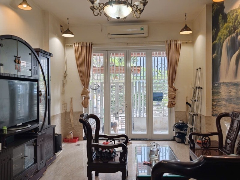 Bán nhà đường  Trương Văn Thành, Phường Hiệp Phú,  Q9, Thủ Đức, TP HCM. DT 80m2. Giá  6.85  tỷ. 2