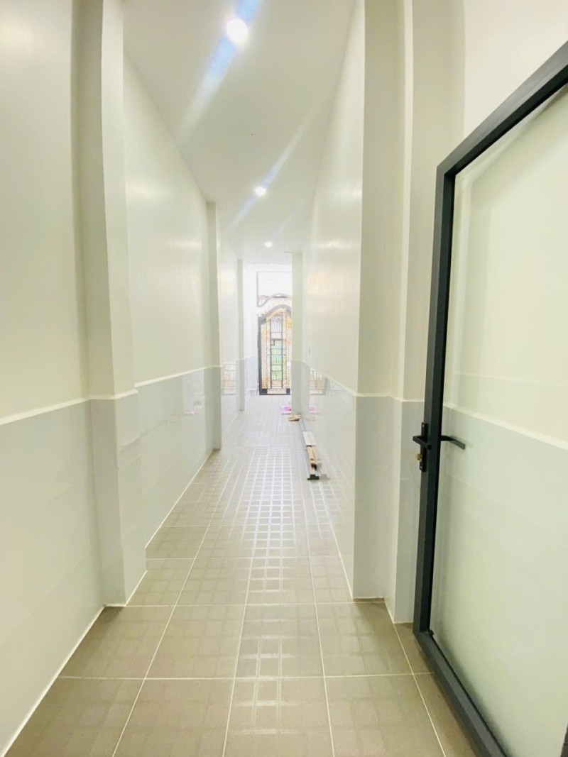 Bán nhà đường số 10, Phường Tam Bình, Thủ Đức, TP HCM. DT  100m2, 2 tầng. Giá  7.95 tỷ, SHR - 4