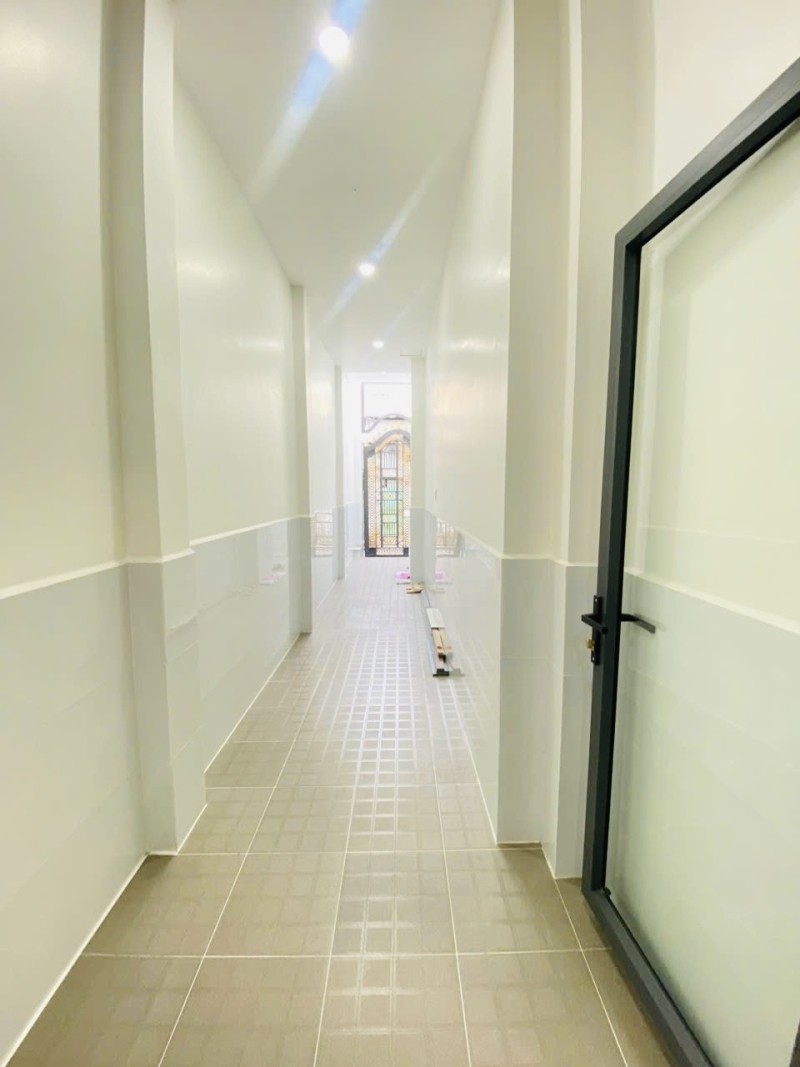 Bán nhà đường số 10, Phường Tam Bình, Thủ Đức, TP HCM. DT  100m2, 2 tầng. Giá  7.95 tỷ, SHR - 4