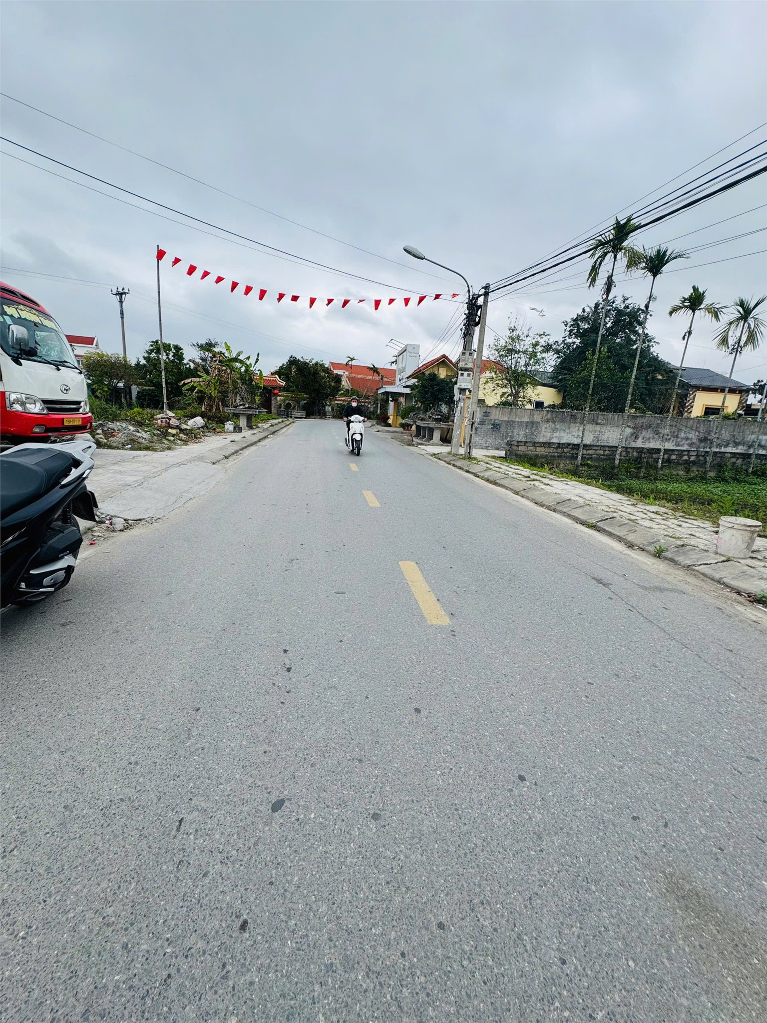 3 tỷ xx NHÀ 2 TẦNG TRỤC CHÍNH QUY HOẠCH 9M QUYẾT TIẾN ĐỒ SƠN -  ZALO 0567 222 555 3