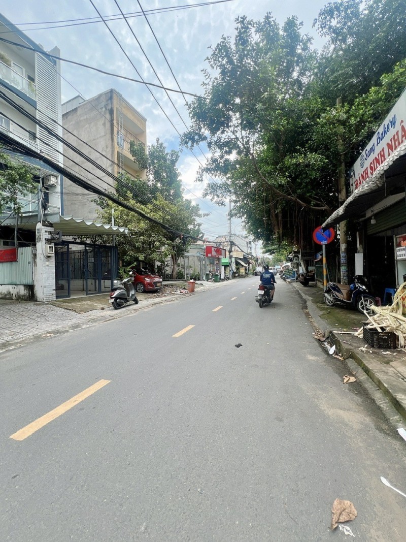 Bán nhà mặt tiền đường số 48, Hiệp Bình Chánh, Thủ Đức, TP HCM. DT 71m2,  4 tầng. giá - 8.85  tỷ 5