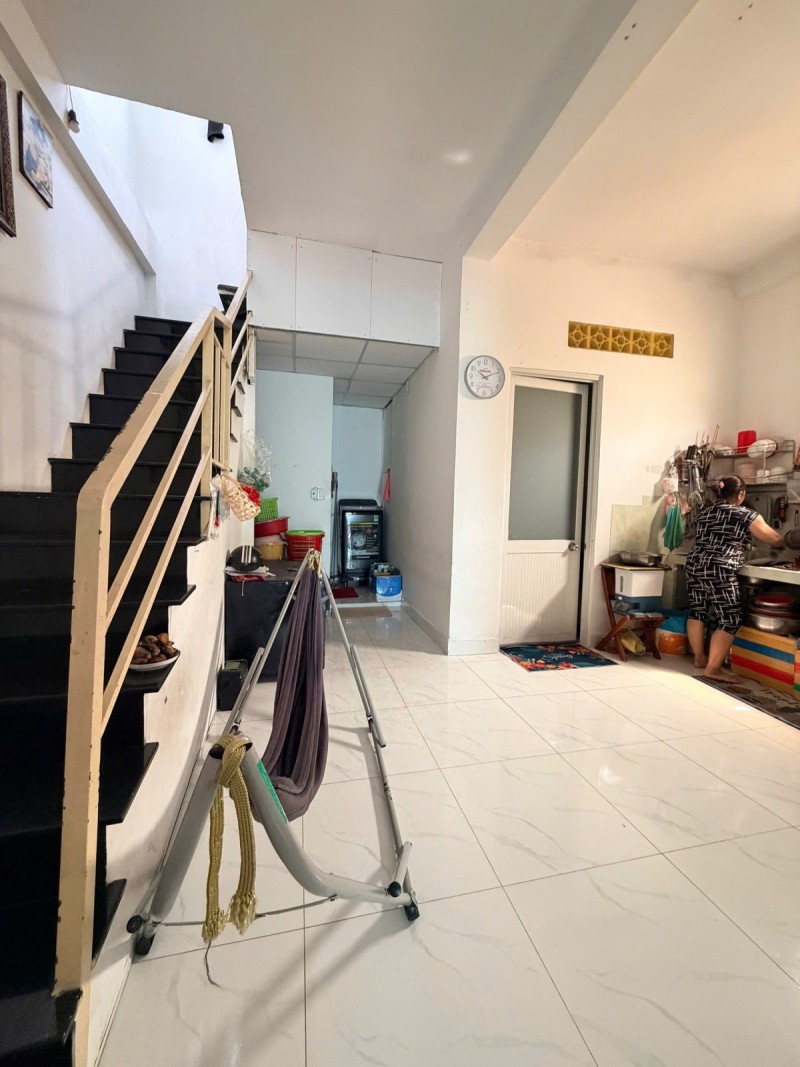 Bán nhà mặt phố đường Bình Trưng, Phường Bình Trưng Tây,  Q2, Thủ Đức, TP HCM. DT 72m2, 2 Tầng, 4